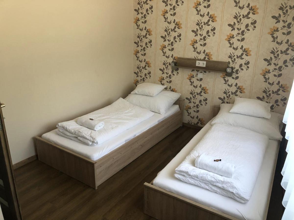 Bettina Vendégház Apartman Kiskoros Kültér fotó